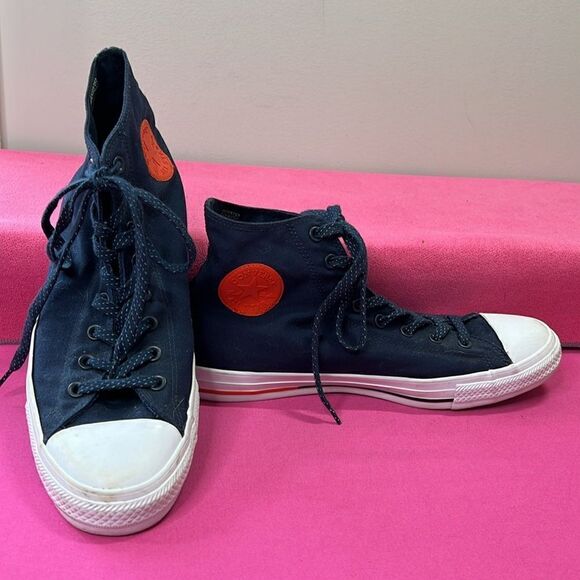 Converse High Tops Navy/Red M12W14 like new! - Picture 2 of 6